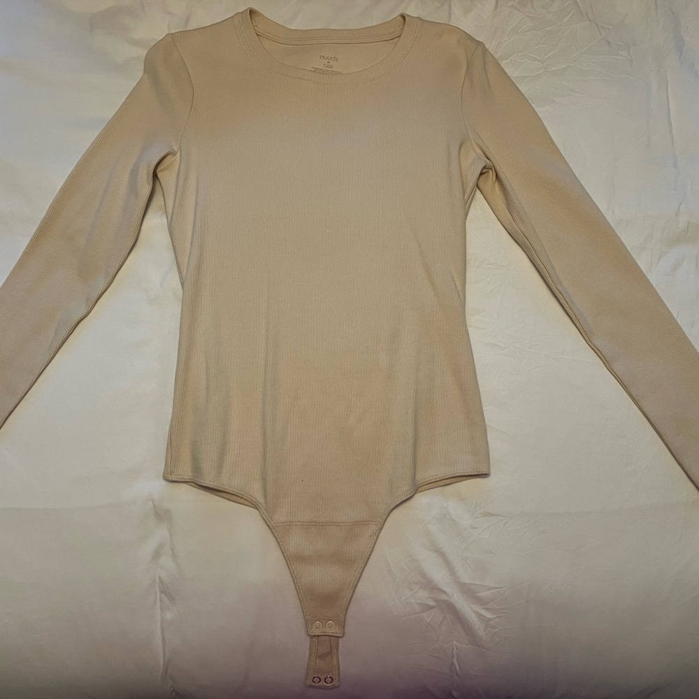 nuuds Long Sleeve Ribbed Crewneck Bodysuit in Bone